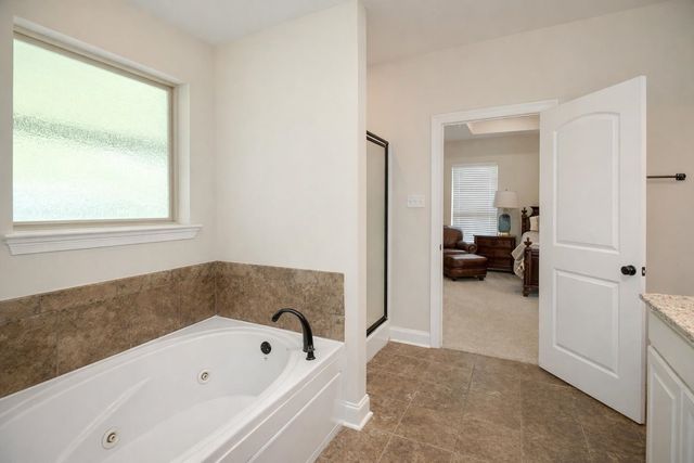 1218 Empire Builder, Thibodaux, LA 70301