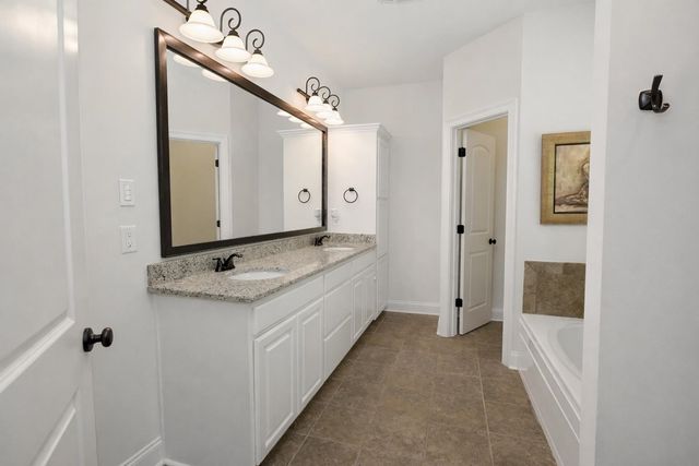 1218 Empire Builder, Thibodaux, LA 70301