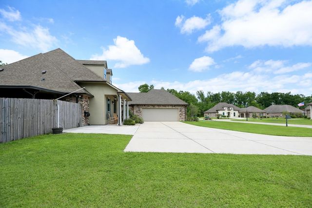 1218 Empire Builder, Thibodaux, LA 70301