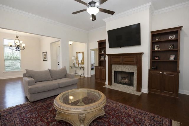 1218 Empire Builder, Thibodaux, LA 70301