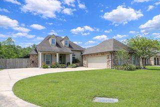 1218 Empire Builder, Thibodaux, LA 70301