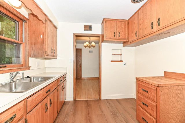 10331 W Greenwood TERRACE, Milwaukee, WI 53224