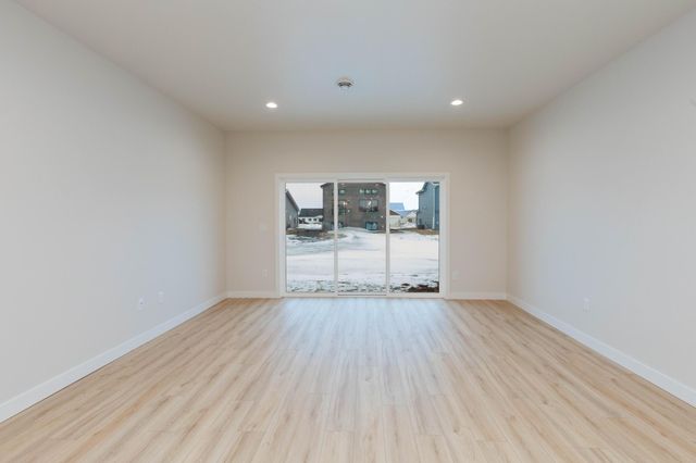 6267 87 Avenue S, Horace, ND 58047