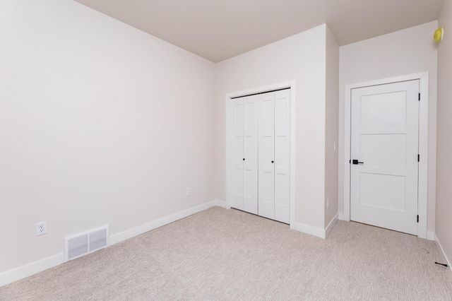 6267 87 Avenue S, Horace, ND 58047