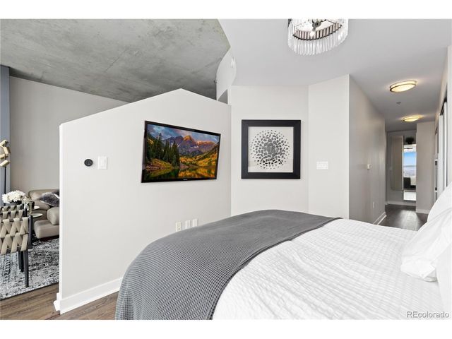 891 14th St 4206, Denver, CO 80202