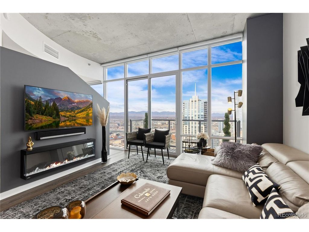 891 14th St 4206, Denver, CO 80202