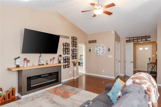 53 Hawkins Court, Germantown, OH 45327