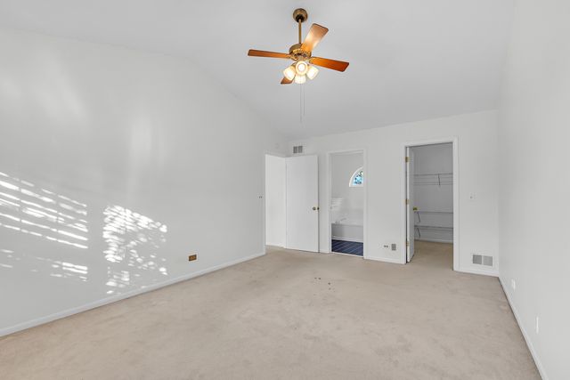 2259 N Orchard Lane, Round Lake Beach, IL 60073