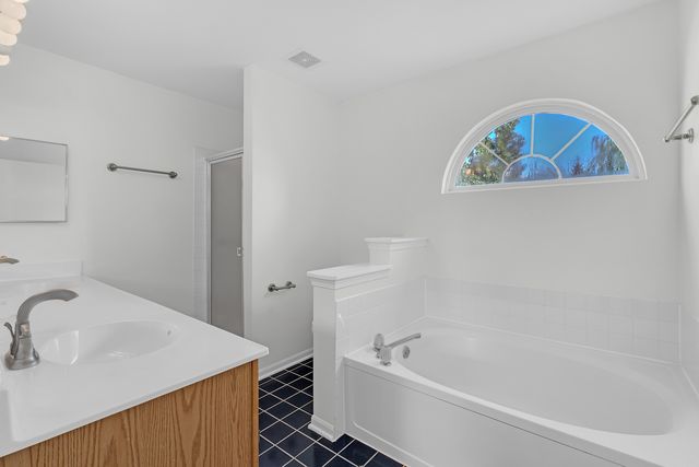 2259 N Orchard Lane, Round Lake Beach, IL 60073