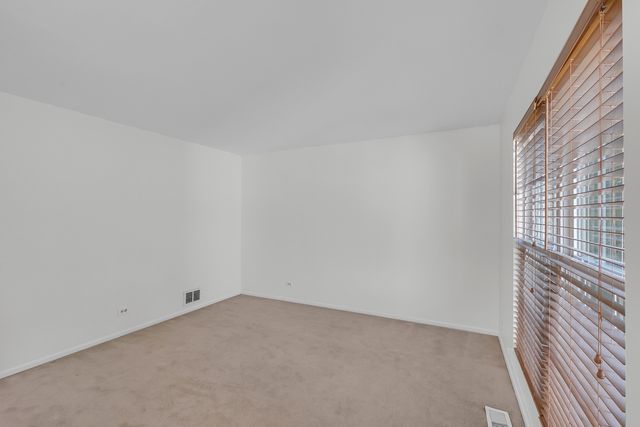 2259 N Orchard Lane, Round Lake Beach, IL 60073