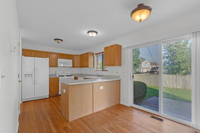 2259 N Orchard Lane, Round Lake Beach, IL 60073