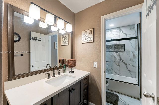 7527 SW 6th Ct, North Lauderdale, FL 33068