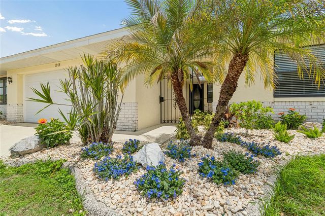1915 W DEL WEBB BOULEVARD, Sun City Center, FL 33573