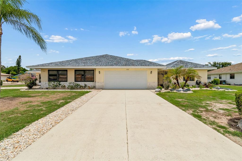 1915 W DEL WEBB BOULEVARD, Sun City Center, FL 33573