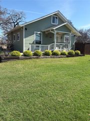 214 Collett Sublett Road, Kennedale, TX 76060