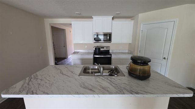 32 ROYAL OAK DRIVE, Palm Coast, FL 32164