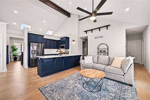 614 Caitlin Court, Excelsior Springs, MO 64024