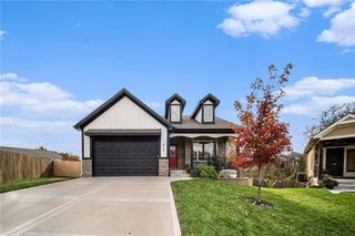 614 Caitlin Court, Excelsior Springs, MO 64024