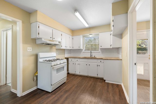 138 Dora Street, San Antonio, TX 78212