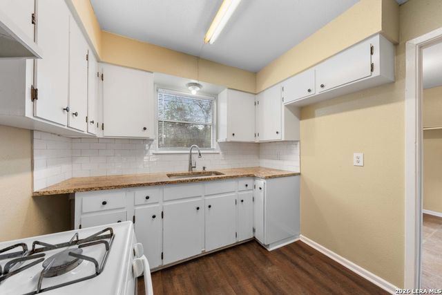 138 Dora Street, San Antonio, TX 78212