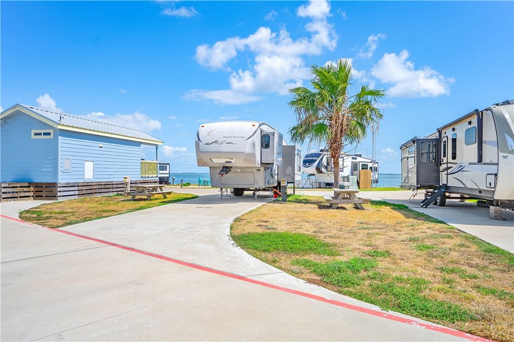 101 Caribbean Dr 62, Corpus Christi, TX 78418 — photo 3