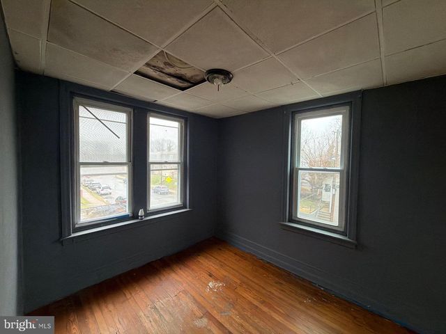 800 W 11TH ST, Chester, PA 19013