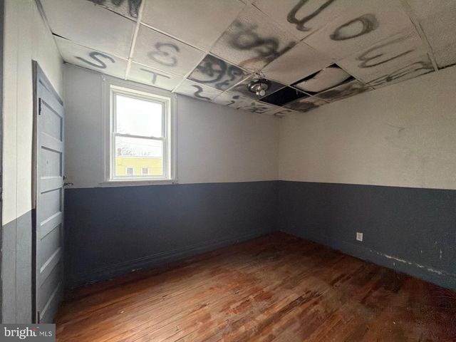 800 W 11TH ST, Chester, PA 19013