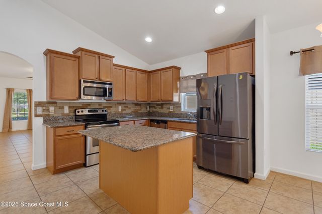 107 Carlisle Way, Sebastian, FL 32958