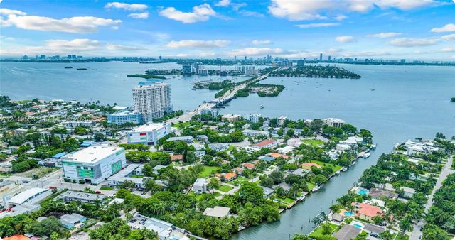 994-990 NE 78th, Miami, FL 33138