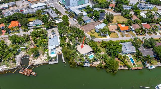 994-990 NE 78th, Miami, FL 33138
