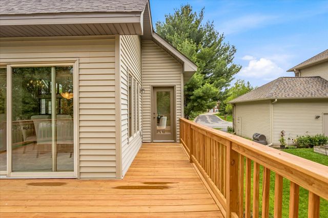 2204 White Pine Road, Hudson, WI 54016