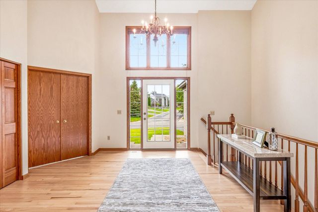 2204 White Pine Road, Hudson, WI 54016