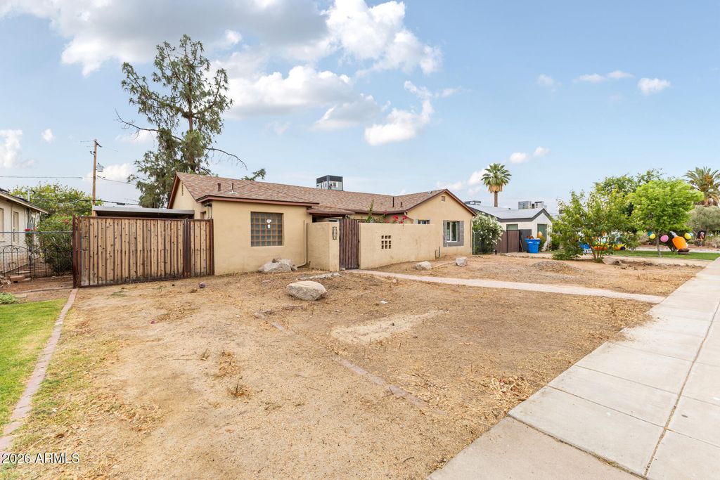 Image 1 of property listing at 1423 E CORONADO Road, Phoenix, AZ 85006