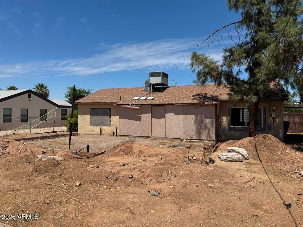 Image 23 of property listing at 1423 E CORONADO Road, Phoenix, AZ 85006