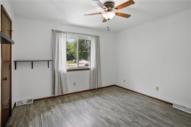 6337 W 50th Street, Mission, KS 66202