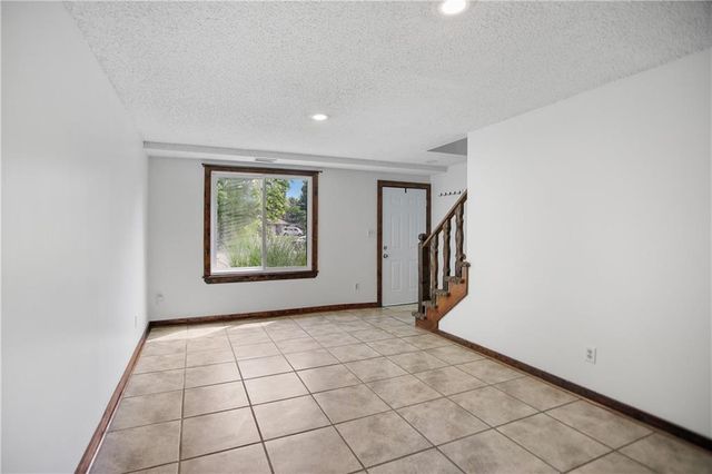 6337 W 50th Street, Mission, KS 66202