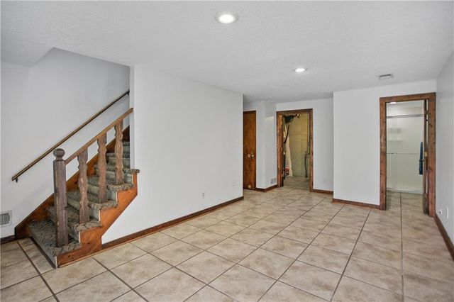 6337 W 50th Street, Mission, KS 66202