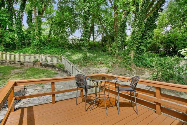 6337 W 50th Street, Mission, KS 66202