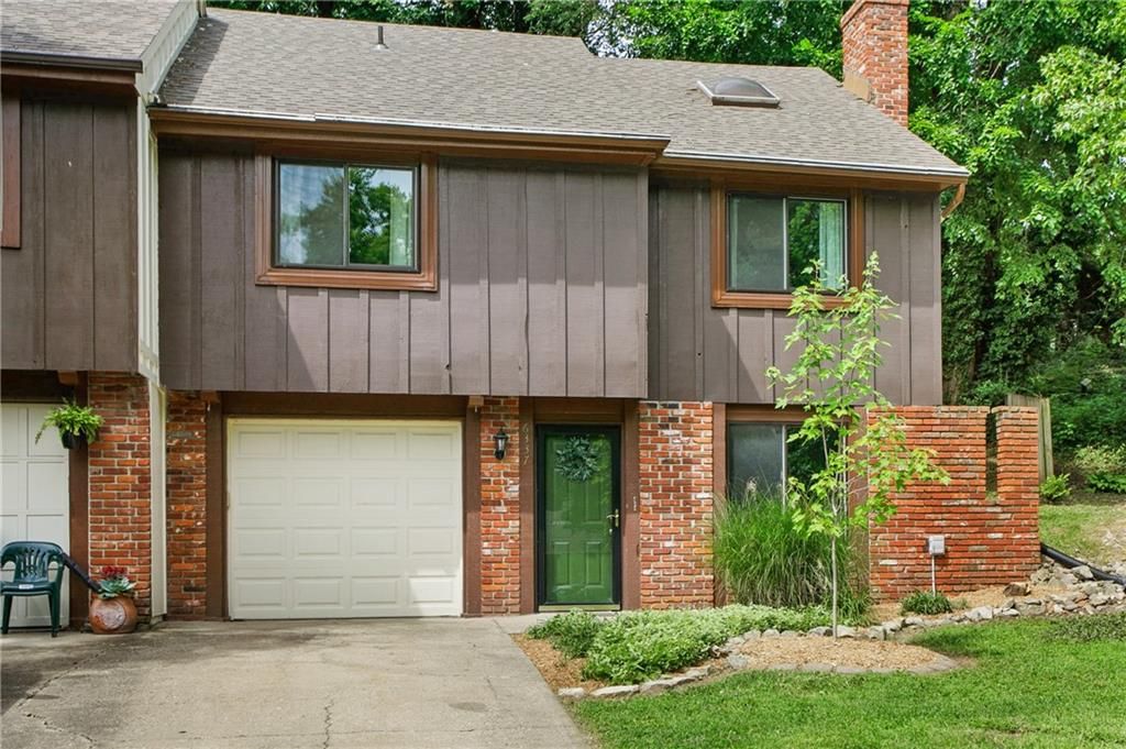 6337 W 50th Street, Mission, KS 66202