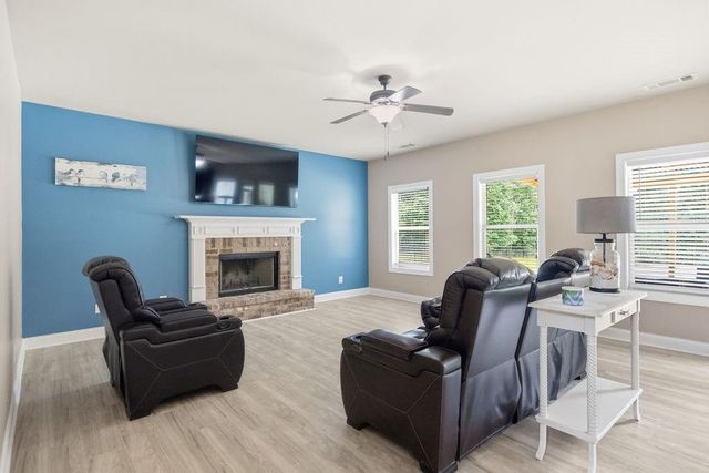 129 Waterford Drive, Jackson, GA 30233