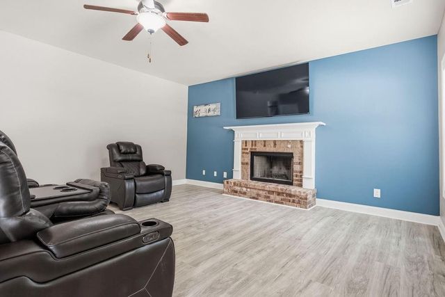 129 Waterford Drive, Jackson, GA 30233