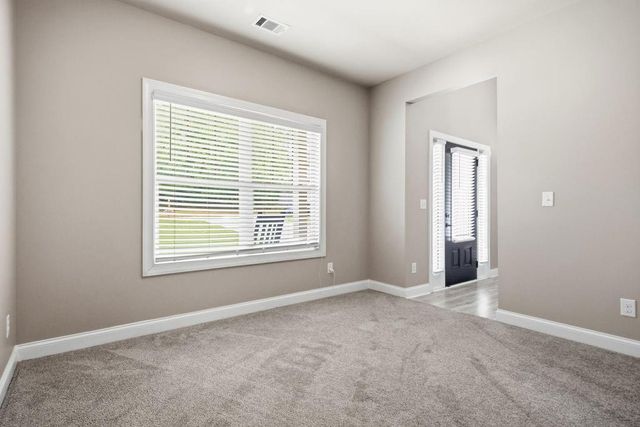 129 Waterford Drive, Jackson, GA 30233