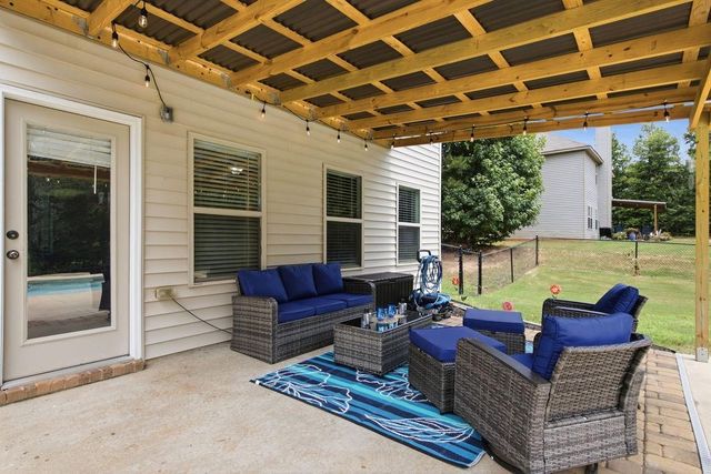 129 Waterford Drive, Jackson, GA 30233