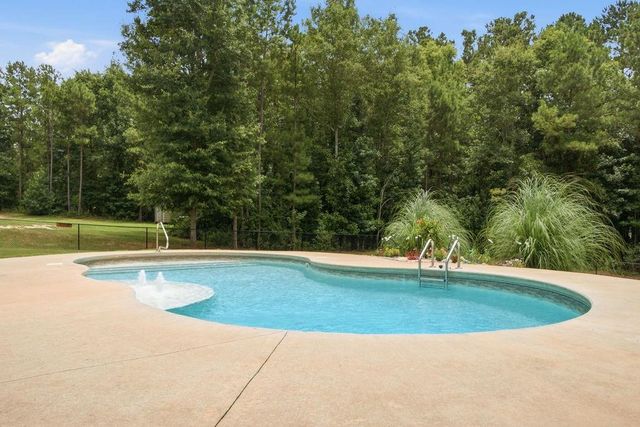 129 Waterford Drive, Jackson, GA 30233