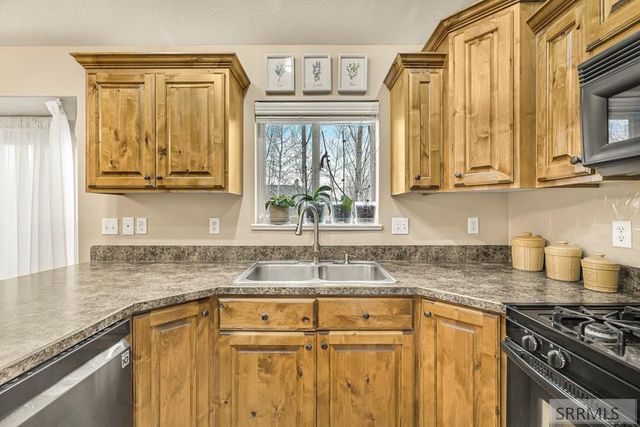 5258 Treyden Drive, Idaho Falls, ID 83406