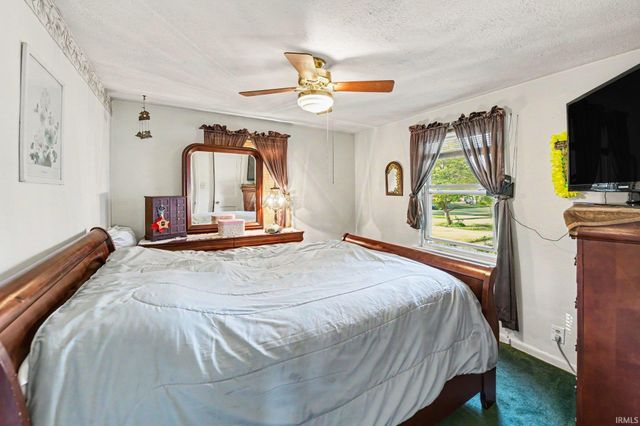 3701 Fellows Street, South Bend, IN 46614