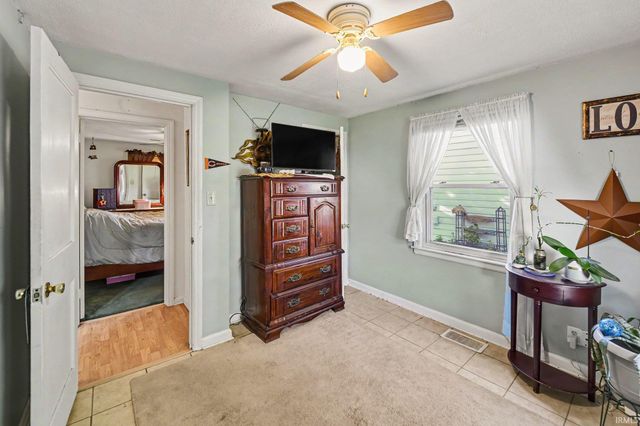 3701 Fellows Street, South Bend, IN 46614