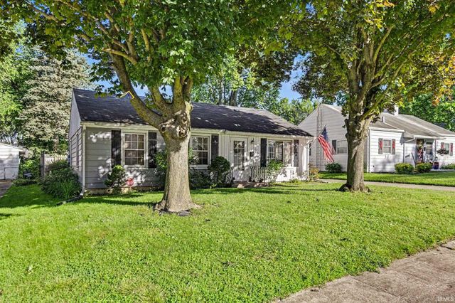3701 Fellows Street, South Bend, IN 46614
