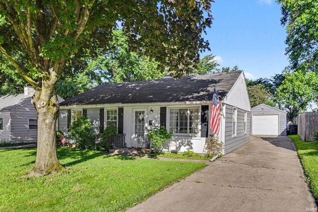3701 Fellows Street, South Bend, IN 46614