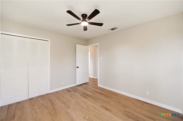 7522 Wishing Oaks Street, San Antonio, TX 78233